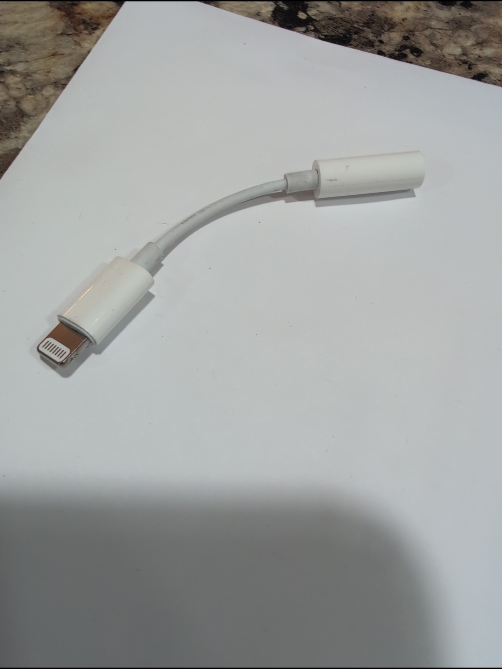 Apple White Lightning to 3.5mm Headphone Adapter - Picture 1 of 4
